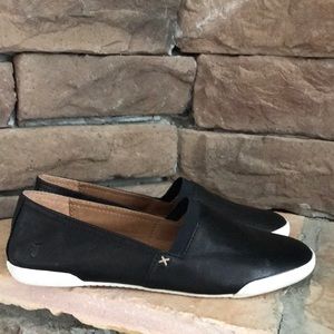 Frye Melanie Slip On / Black / SZ 8